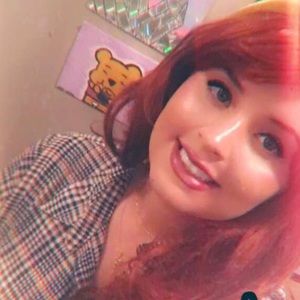 Meet your Posher, Ashley n